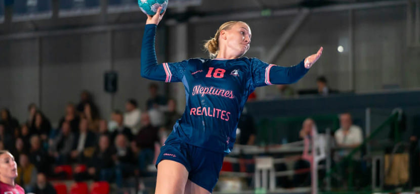 Франция. 6 мячей Валерии Масловой помогли "Бресту" одолеть "Пари-92", "Мец" разгромил "Ниццу", "Нант" забросил 45 мячей "Тулону"