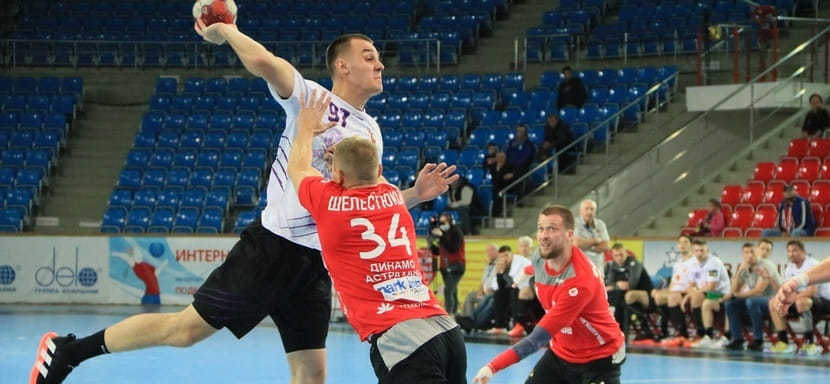 Европейская лига. Белорусский полусредний "Чеховских Медведей" Андрей Климовец травмировал голеностоп и не сыграет с "Бенфикой"