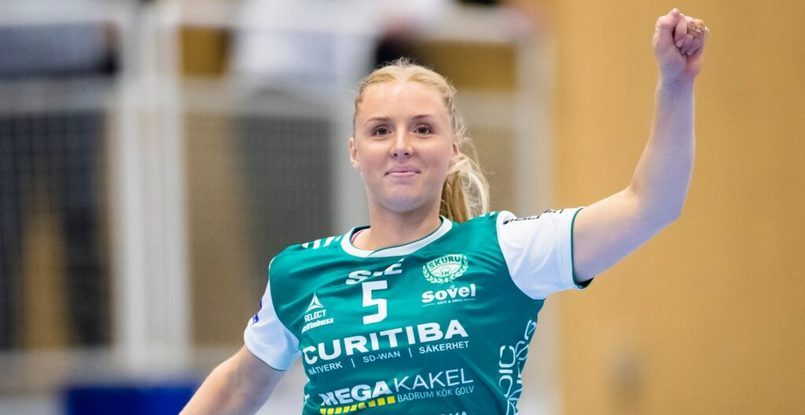 Швеция. Правая крайняя "Скуру" Матильда Лундстрем продолжит карьеру в "Севехофе"