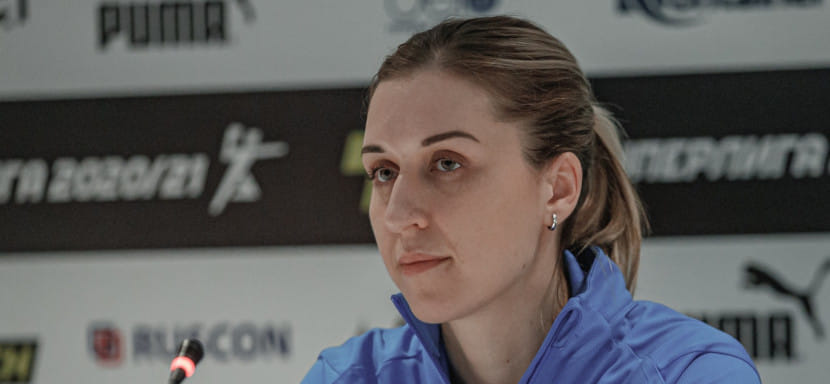 Лига чемпионов. На дорожку. Ольга Акопян: "Отставка Яна удивила игроков сильнее моего назначения"
