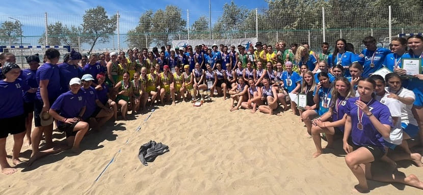 Пляжный гандбол. Команды Ставропольского и Краснодарского края, а также Волгоградской области стали лучшими на первенстве среди юношей и девушек