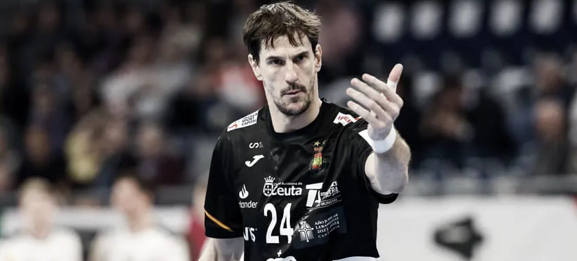 Завершивший карьеру в прошлом году Виран Моррос снова будет играть — он подписал контракт с "Лос-Анджелесом"