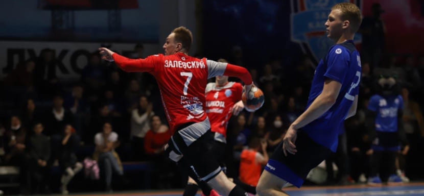 Чемпионат России. На первый-пятый рассчитались. Впереди разборки под девизом "В Чехов не хотим"