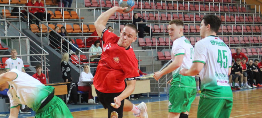 "Кронон" на своей площадке уверенно обыграл "Гомель" в единственном матче игрового дня чемпионата Беларуси