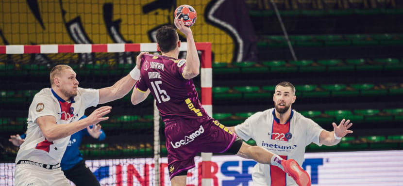 Галопом по Европе. У "ПСЖ" — первое поражение за два года! Постарался будущий клуб Шкуринского