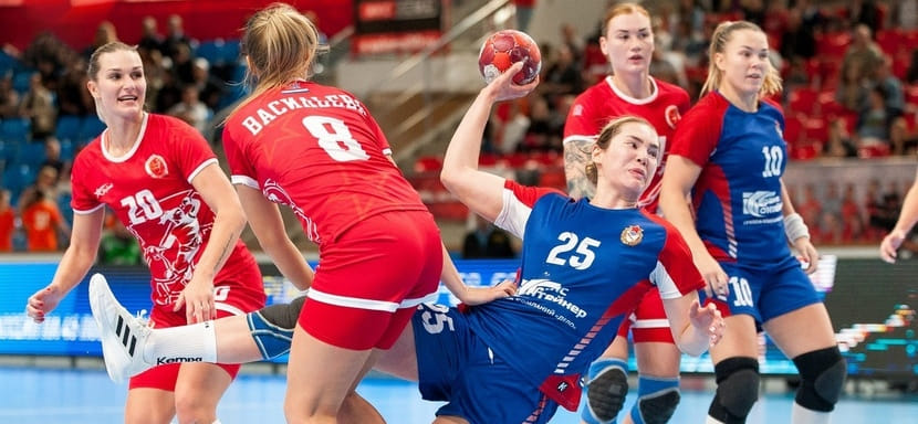 Olimpbet Суперлига. Карина Сабирова: "В перерыве тренерский штаб уделил внимание нашим ошибкам" (ВИДЕО)