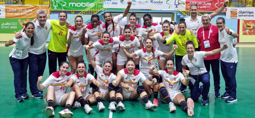 Средиземноморские игры. Известны первые полуфиналисты в мужском и женском турнирах