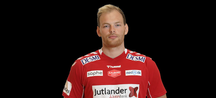 Дания. Себастьян Хеннеберг из "Ольборга" вновь порвал крестообразные связки и выбыл на длительный срок