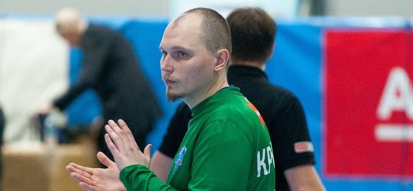 28-летний белорусский голкипер Матвей Кревчик продолжит защищать цвета астраханского "Динамо"