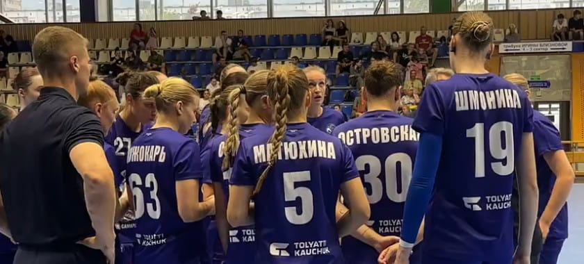 "Лада" разгромила "Уфу-Алису" и досрочно стала победителем чемпионата городского округа Тольятти. Виктория Матюхина отличилась 9 раз