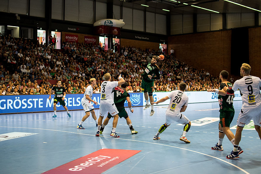 Бундеслига. Полусредний "Ганновера" Майт Патрайл успешно прооперирован