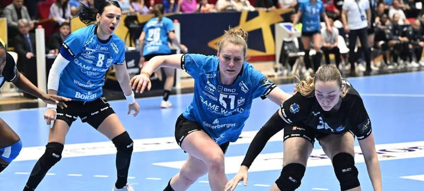 Норвежская линейная Вильде Ингстад отказалась продлить контракт с "Бухарестом". Клуб рассматривает две кандидатуры на её замену