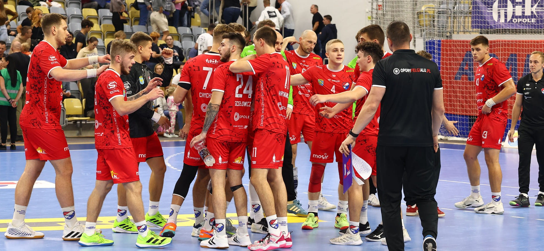 Польша. В заключительном матче 8-го тура "Гвардия" дома обыграла "Квидзынь" в серии послематчевых пенальти