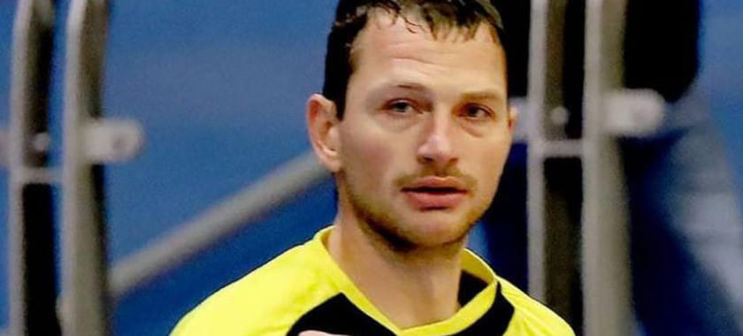 Израиль. После получения травмы белорусский голкипер Иван Мороз расторг контракт с "Бней-Герцлией". Ему была сделана операция