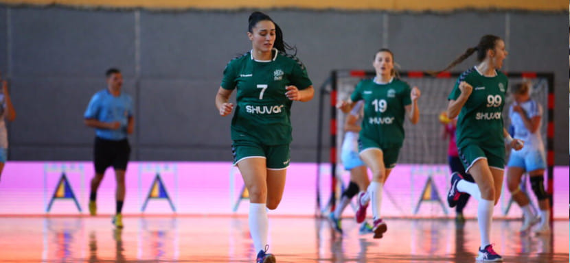 Украина. Львовская "Галичанка" разгромила киевский "Спартак", одержав 15-ю победу подряд в чемпионате