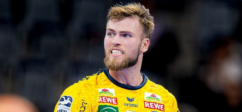 Датский линейный "Райн Лёвен" Стевен Плукнар летом 2026 года вернётся на родину. Он будет играть за "Гудме"