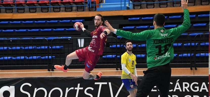 Испания. “Бидасоа” одержала очередную победу и укрепилась на втором месте