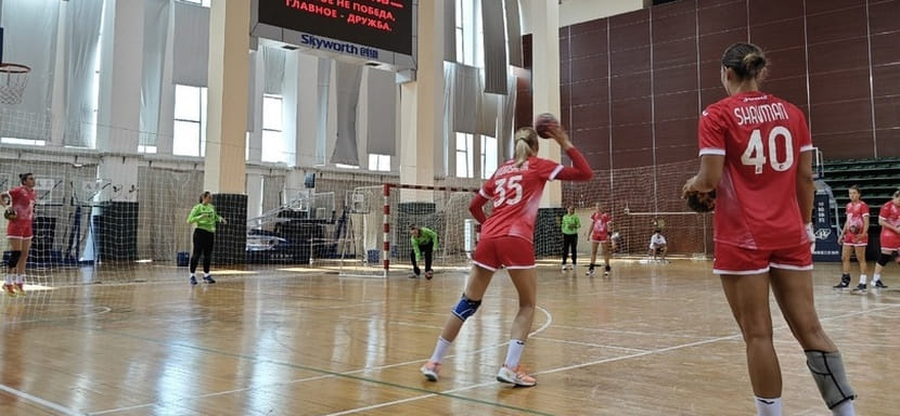 Товарищеские матчи. Женская сборная России с перевесом в восемь мячей выиграла первый спарринг у команды Китая в Шэньчжэне