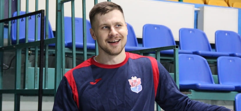 Беларусь. Линейный "Бреста" Артем Сельвесюк завтра может провести первый матч после семимесячного перерыва