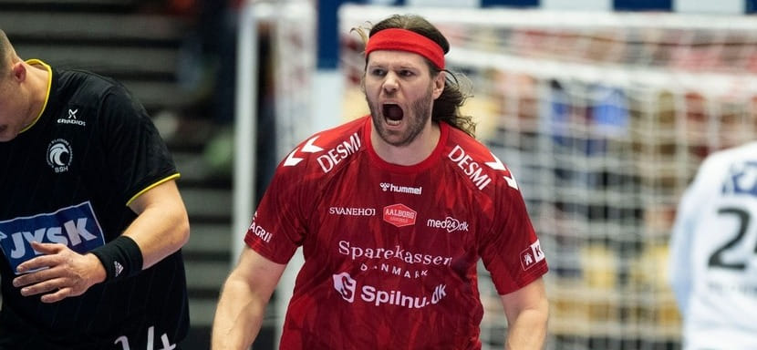 Дания. Официально. Олимпийский чемпион, левый полусредний "Ольборга" Миккель Хансен завершит игровую карьеру ближайшим летом