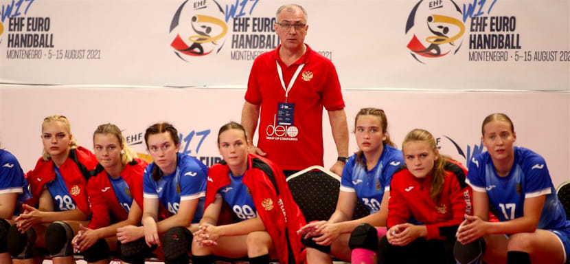 ЧМ-2022 (U-18). Алексей Гумянов пригласил на тренировочный сбор 23 гандболистки. Девичья сборная готовится к спаррингам в Венгрии
