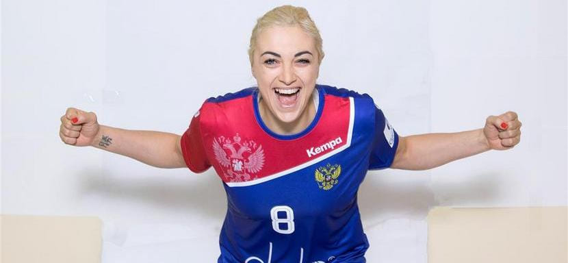 Олимпиада. Анна Сень: "На этих картонных кроватях даже довольно комфортно. Спится на них хорошо" (ВИДЕО)