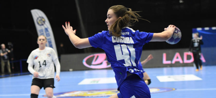 Тольяттинская "Лада" и во втором матче оказалась сильнее "Луча" в 1/4 финала Кубка России и стала вторым участником "финала четырёх"