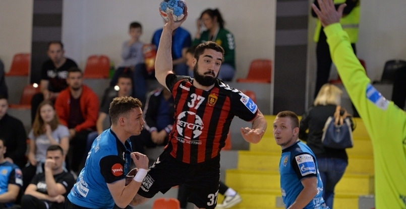 Балканы. "Вардар" на арене "Яне Сандански" с трудом переиграл "Металург". Россиянин Дмитрий Киселев забросил 9 мячей