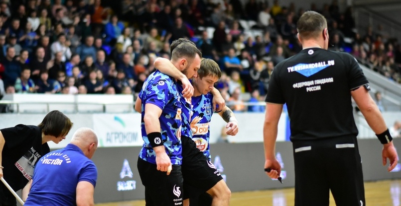 Гандболисты "Виктора" Иван Пасенов и Иван Харитонов из-за травм пропустят матчи с "Невой" и "Рамхат-Хашроном"