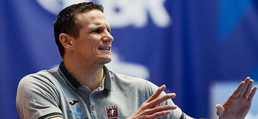 Польша. Бывший рулевой "Квидзыня" Бартломей Яшка может возобновить игровую карьеру и провести сезон в "Выбжеже" Мариуша Юркевича