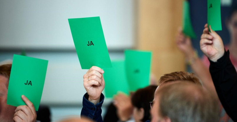 Дания. Совет представителей национальной гандбольной федерации оставил в силе решение о завершении мужского и женского чемпионатов