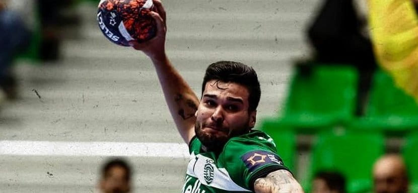 Европейская лига. Разыгрывающий "Спортинга" Натан Суарес — автор лучшего гола в стартовом туре основного раунда (ВИДЕО)