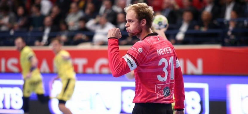 Франция. Голкипер Жюльен Мейер летом сменит "Шамбери" на "Шартр"