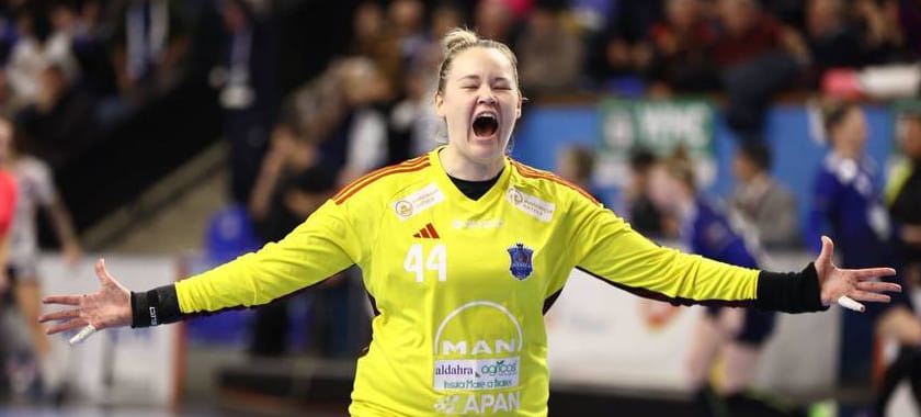 Европейская лига. 50% спасений Киры Трусовой помогли "Дунэре" победить в гостях "Шамбре" и занять первое место в группе