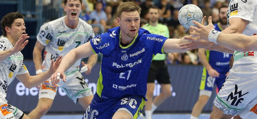 "Гуммерсбах", уступая после первой половины 7 мячей, вырвал домашнюю ничью у "Гёппингена" и ещё один результат бундеслиги