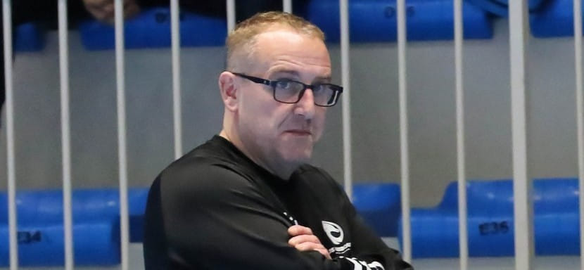 Франция. Экс-тренер "Ростова" Фредерик Бужан, остававшийся без работы с июня, возглавил "Вийёрбан" (Д2)