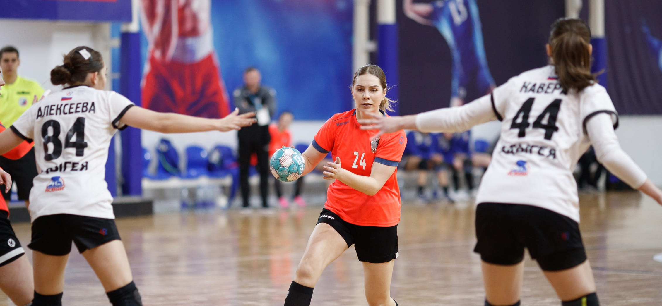 Olimpbet Super League. HC Stavropolye beat HC AGU-Adyif in a home match of the consolation tournament. It’s the third consecutive defeat for HC AGU-Adyif