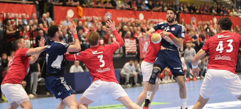 Кубок ЕГФ. Исландский "Валюр" одержал домашнюю победу в первом матче финального противостояния с греческим "Олимпиакосом"