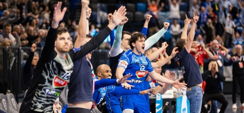 "Пик" с трудом обыграл ПЛЕР, "Татабанья" справилась с "Дьёндьёшем" и остальные результаты субботы в мужском чемпионате Венгрии