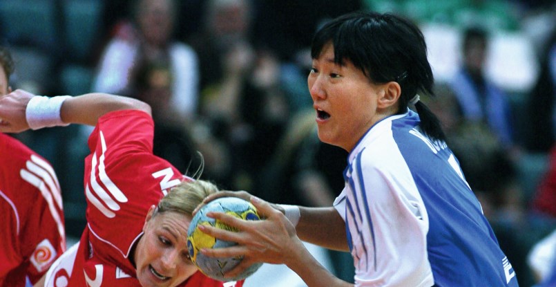 Людмила Бодниева в журнале "Быстрый центр". Как остаться в игре. Место в первом ряду