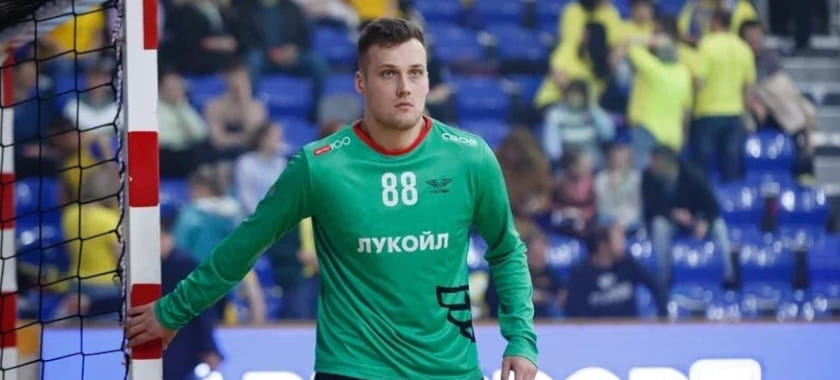 Высшая лига. После аренды в ставропольский "Виктор", голкипер Серегей Столяров вернётся в "Воронеж"