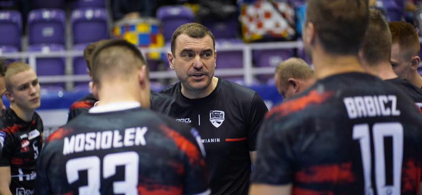 Польша. Бартош Юрецки и его ассистент Михал Матыясик подписали новые долгосрочные контракты с "Пиотрковянином"