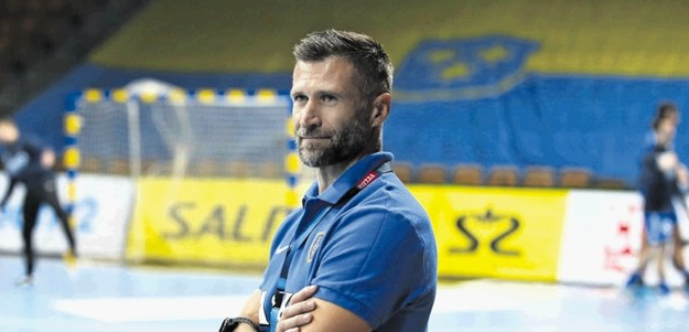 Лига чемпионов. Томаж Оцвирк о поражении от "Фленсбурга": "В первом тайме было сложно защищаться, во втором — неуверенно атаковали"