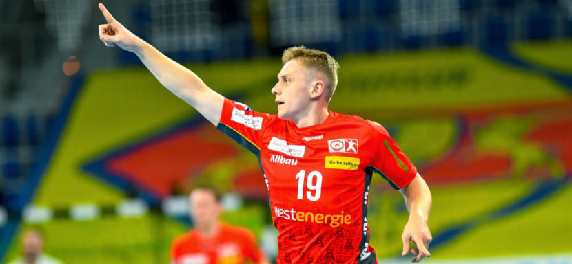 Еще один свой человек в бундеслиге: родился в Казахстане, имеет российские корни, играл за Германию