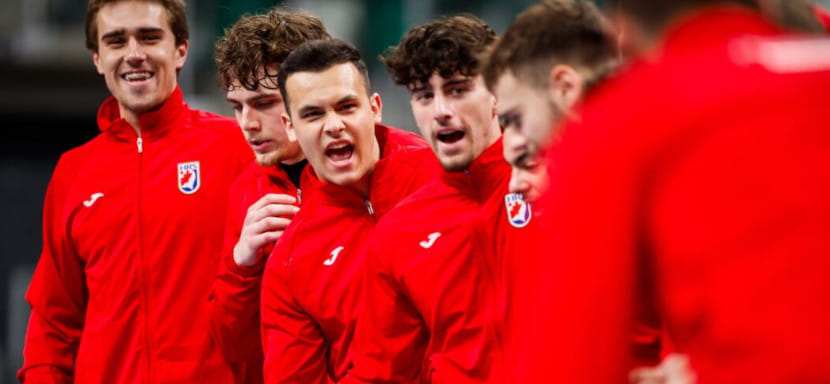 "Вы все кретины и идиоты. Абсолютно бесперспективное поколение". Главный тренер молодёжной сборной Хорватии устроил разнос игрокам