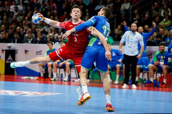 ЧЕ-2024. Сборные Словении, Нидерландов и Португалии одержали вторые победы. Португалец Мартим Кошта забросил 11 мячей в ворота Чехии