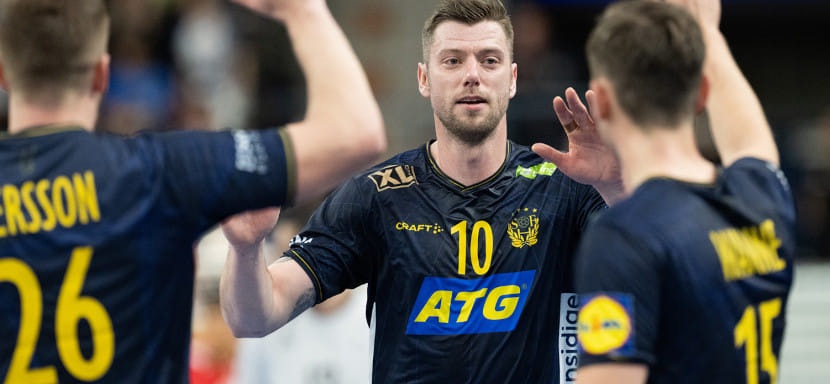 Швеция. 34-летний правый крайний "Киля" Никлас Экберг объявил о завершении карьеры в сборной. Он — 8-й бомбардир в истории команды