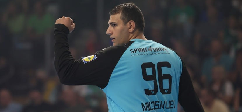 Бундеслига. Сербский вратарь "Берлина" Деян Милосавлев не избежал травмы в матче Европейской лиги и теперь не сыграет с "Райн Лёвен"