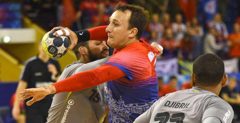 Капитан минского СКА Дмитрий Никуленков: "Или показываем уровень Лиги чемпионов, или играем ниже уровня школьников"