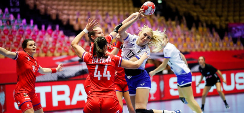 ЧЕ-2020. Бобровникова в топе по "ассистам", Макеева — по блокам. Интересная статистика группового этапа